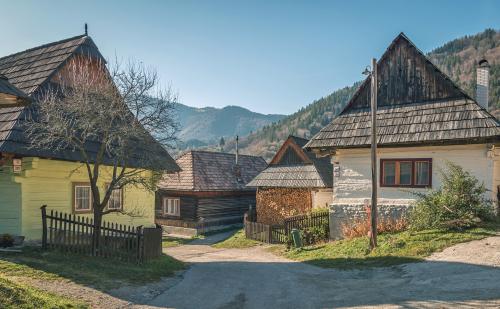 PERLY VÝCHODNÍHO SLOVENSKA